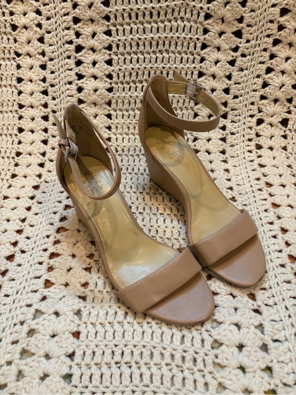 Naturalizer Leonora Nude Color Ankle-Strap Wedge Sandals Size 8.5